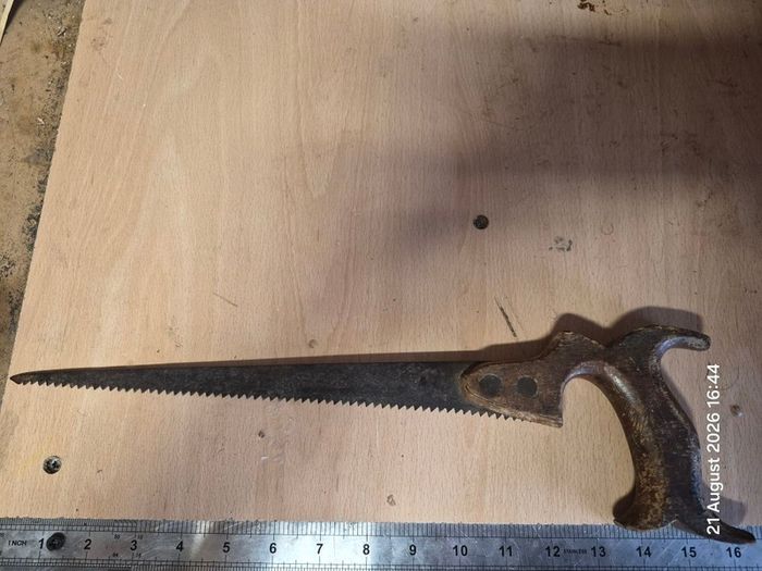 Vintage Loxley Sheffield 15 inch Saw  Original Handle