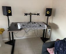 Adam Hall SKDB 039 - Monitor Speaker Stands x2 (New)