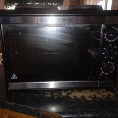 Russel Hobs Oven and hop for Counter top.