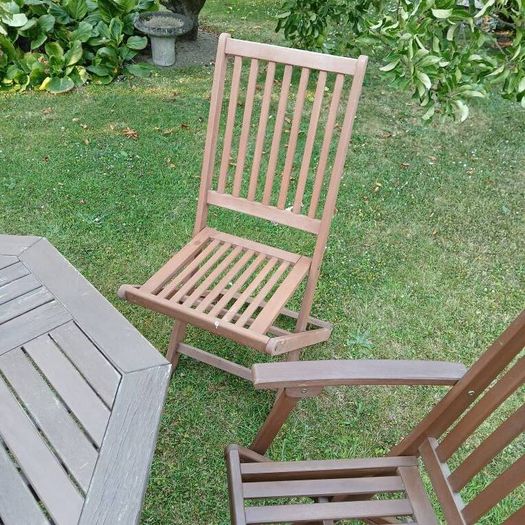 Garden table and chairs, parasol and cushions