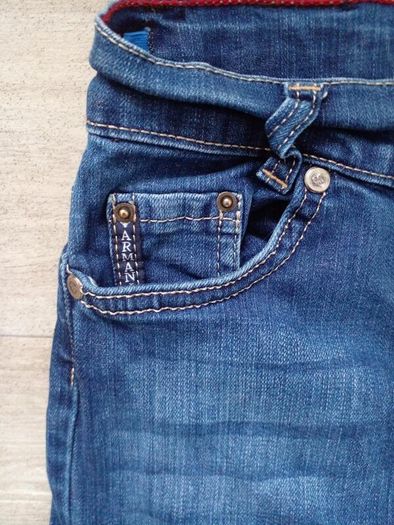 Armani girls jeans size 7-9 years