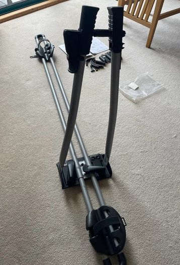THULE FreeRide 532 Roof Bike Carrier