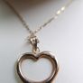 9ct Sold Gold  375 Heart pendant on 18" chain in original box Image 9