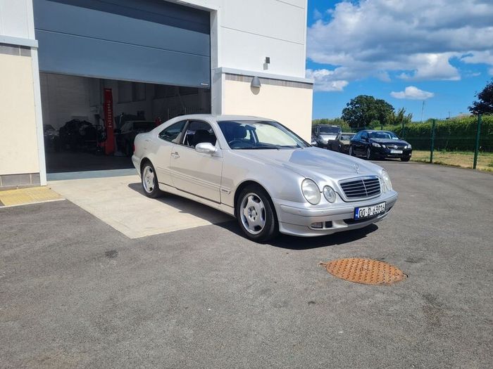 Mercedes-Benz CLK 2000