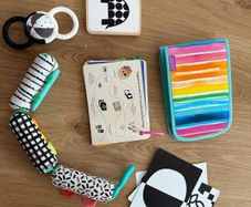 Items from Lovevery "The Looker" play kit 0-2 months