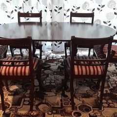 Mahogany Table & 6 Chairs