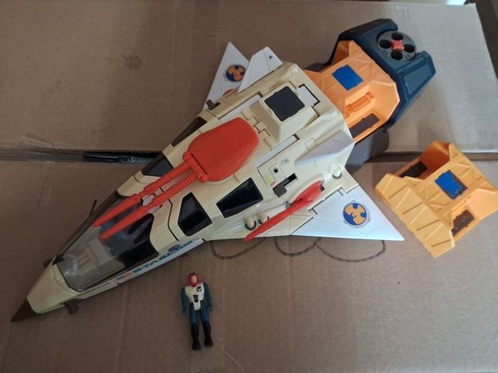 starcom  vintage toy & Robotech macross