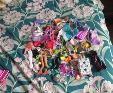 dolls clothes and accessories