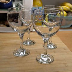 4 x gin / wine glasses