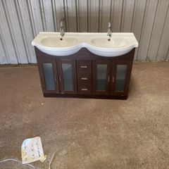 Double vanity unit for sale
