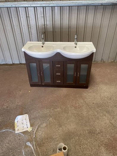 Double vanity unit for sale