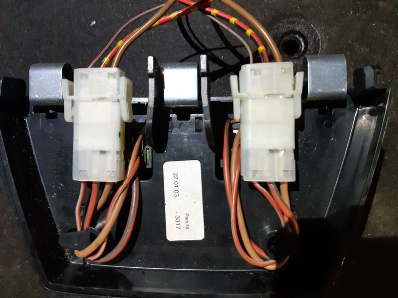 Genuine Bmw E46 Rear Centre Console 12v Twin Cigarette Lighter Sockets For  Sale in Blanchardstown, Dublin from MIFODII