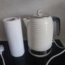 Russell Hobbs Cream kettle Image 2