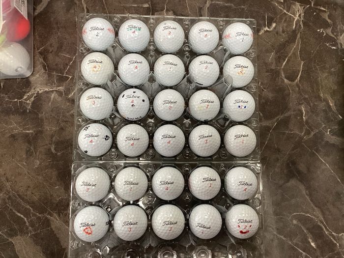 Titlest TruFeel Golf balls (30)