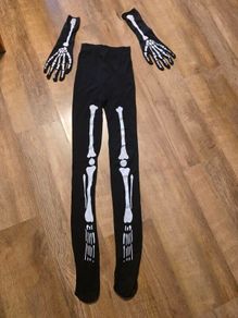 costume
