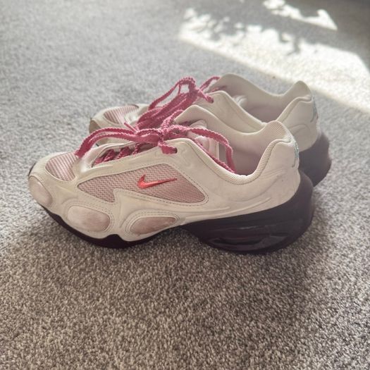 Nike Air Max Muse SE Size 2.5
