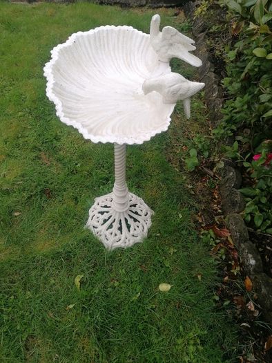 Cast Iron Bird Bath Victorian Style