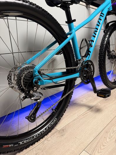 Specialized Pitch Hardtail Bike (Like New)