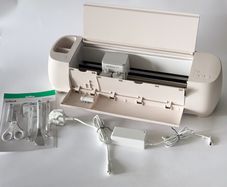 Cricut Explore 4 + Everything Bundle ALL NEW