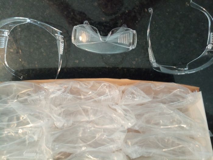 Safety Glasses 20 euro for 25 pairs of Glasses