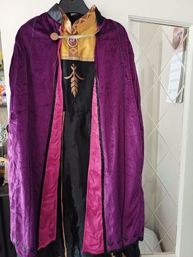 costumes