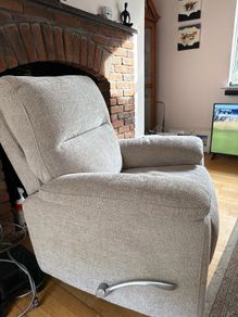 Reclining armchair
