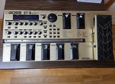 Boss GT-6 Guitar Effects Pedal