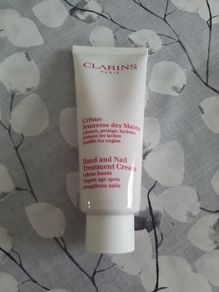 clarins paris