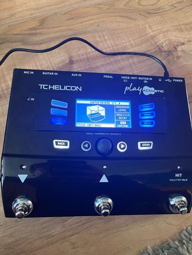 TC Helicon play acoustic
