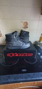 alpinestars motorbike runners