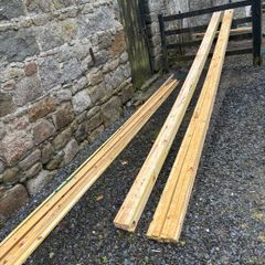 2 bale of roof battens