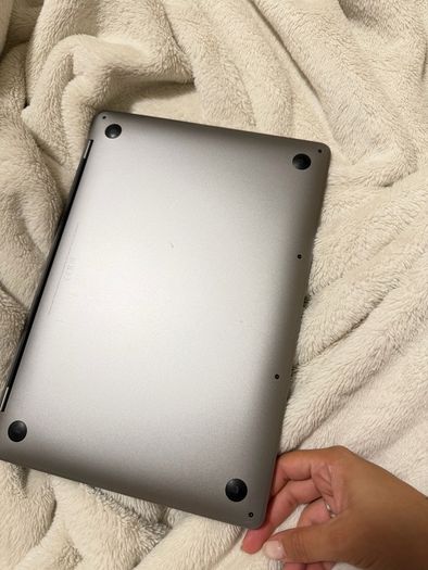 Apple MacBook Pro 13