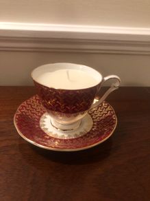 Vintage tea cup and saucer candle