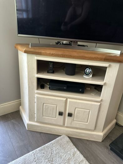 Corner TV Unit -solid wood