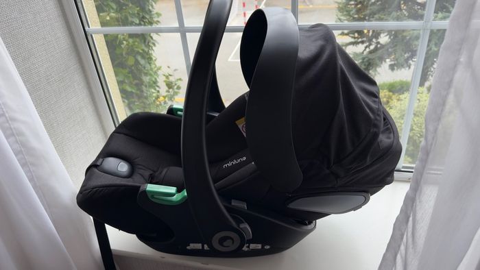 Miniuno Recliniie i-Size R129 Car Seat Black