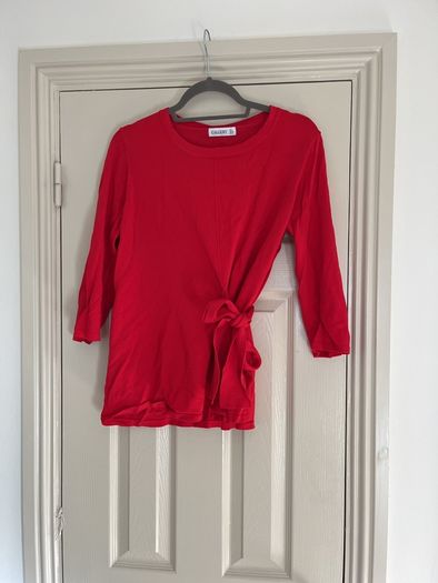 Top Red Jumper