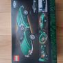 LEGO Icons 11381 Jaguar E-Type Image 4