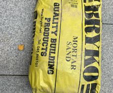 4 Bags of mortar sand free