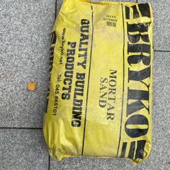 4 Bags of mortar sand free