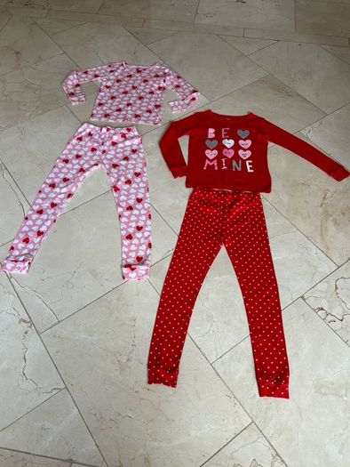 Carters  Pjs 4 Piece - Age 10