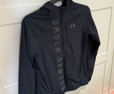 under armour windbreaker and top