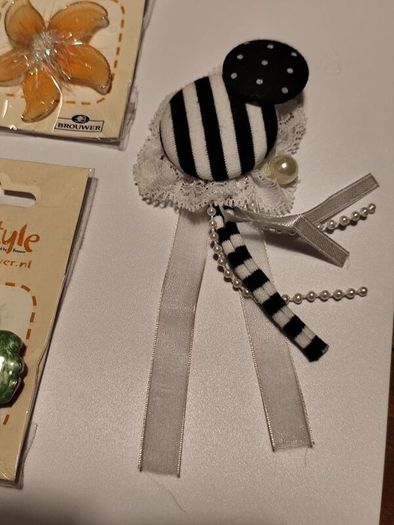Brooches Mix Selection Lot of 5