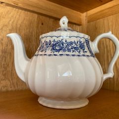 Myott Melody Teapot