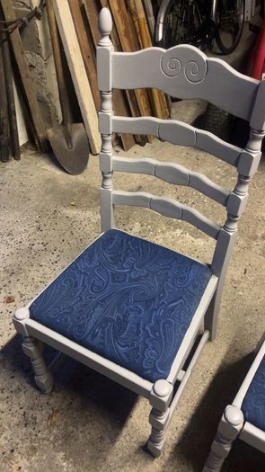 4 chairs