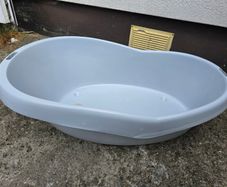 Baby bathtub