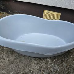 Baby bathtub