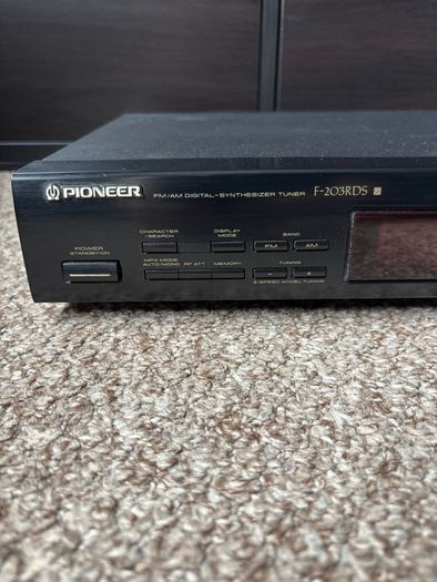 Pioneer F-203RDS Stereo FM/AM Digital Tuner