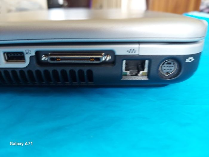 HP Pavilion zv6000, Windows XP, in excellent cosmetic condition, A Genuine real Blast from the past