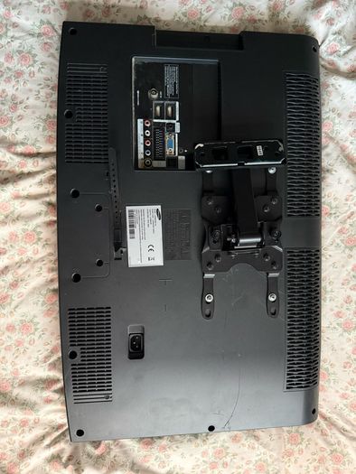 26" television with wall bracket