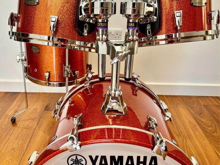 Yamaha Absolute Hybrid Maple 18" Kit